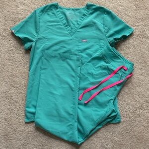 Figs Teal Short Sleeve Top & Bottom Set